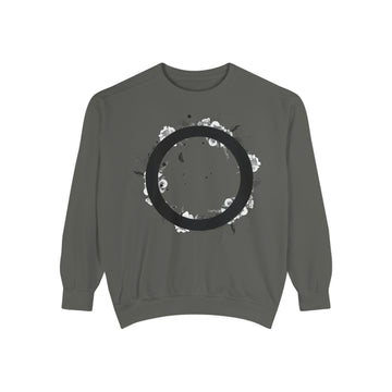 Minimalist Garment-Dyed Sweatshirt, Cozy Unisex Hoodie, Casual Streetwear, Perfect for Layering, Gift for Any Occasion, Relaxed Fit