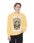 Vintage Queen Sweatshirt, Cozy Streetwear, Gift for Her, Statement Piece, Graphic Pullover for Fall Style