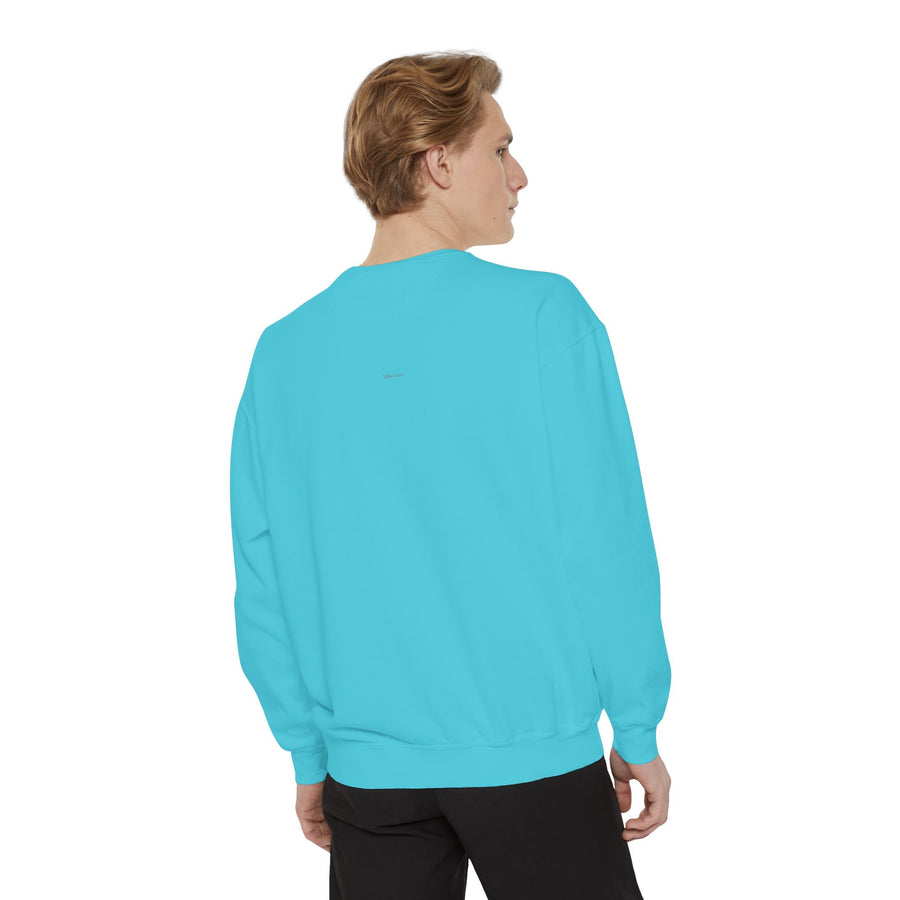 Hunting-Themed Unisex Sweatshirt | Comfortable & Stylish | Gift for Hunters | Perfect for Outdoor Enthusiasts, Cozy Apparel