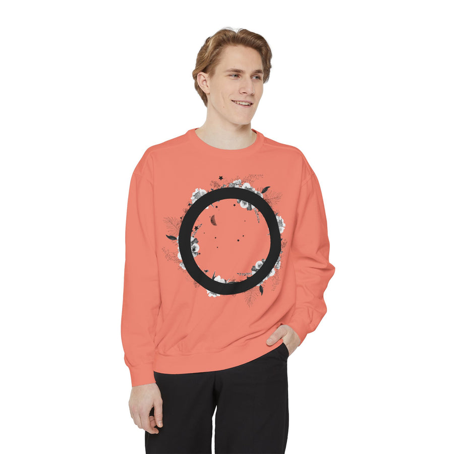 Minimalist Garment-Dyed Sweatshirt, Cozy Unisex Hoodie, Casual Streetwear, Perfect for Layering, Gift for Any Occasion, Relaxed Fit