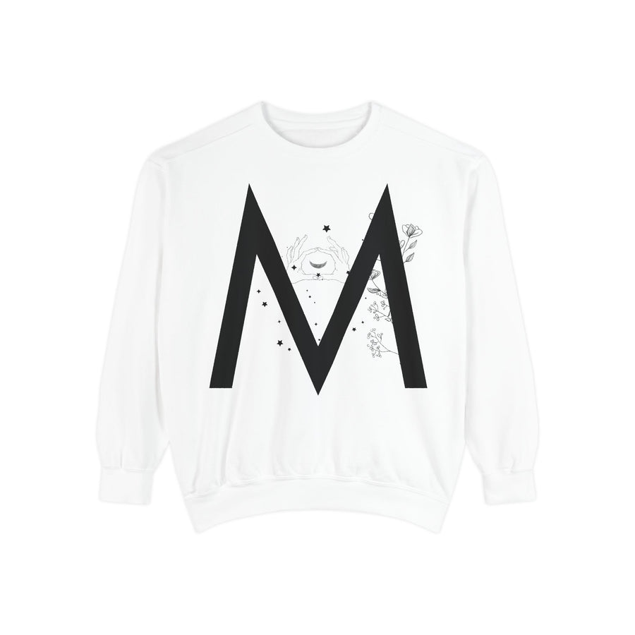 Chic Monogrammed Sweatshirt, Cozy Gift for Her or Him, Perfect for Fall Layering, Personalized Apparel, Casual Weekend Wear