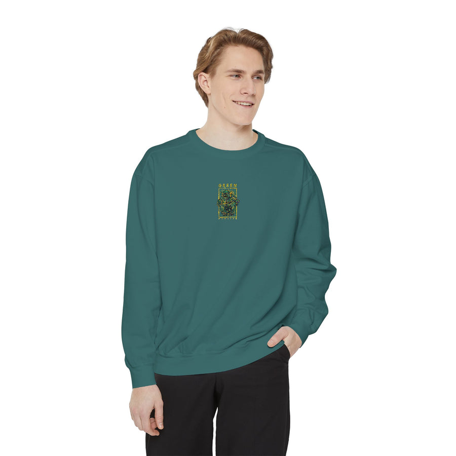 Garment-Dyed Sweatshirt with Nature-Inspired Print, Cozy Fashion for Gardening Enthusiasts, Perfect Gift for Plant Lovers, Ideal for [...]
