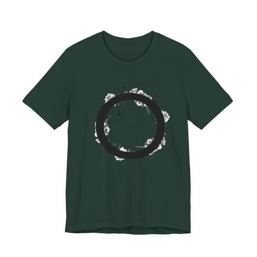 Nature-Inspired Minimalist Tee, Perfect for Nature Lovers, Casual Wear, Gift for Friends, Autumn Vibes