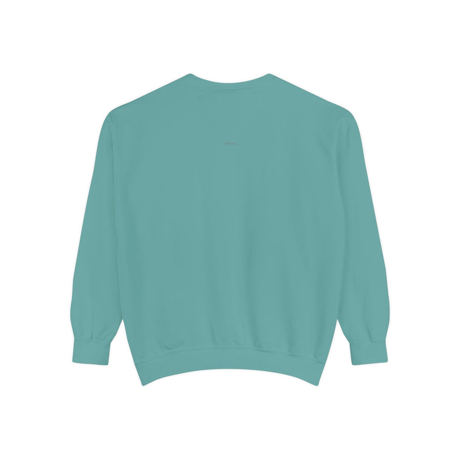 Chic Monogrammed Sweatshirt, Cozy Gift for Her or Him, Perfect for Fall Layering, Personalized Apparel, Casual Weekend Wear