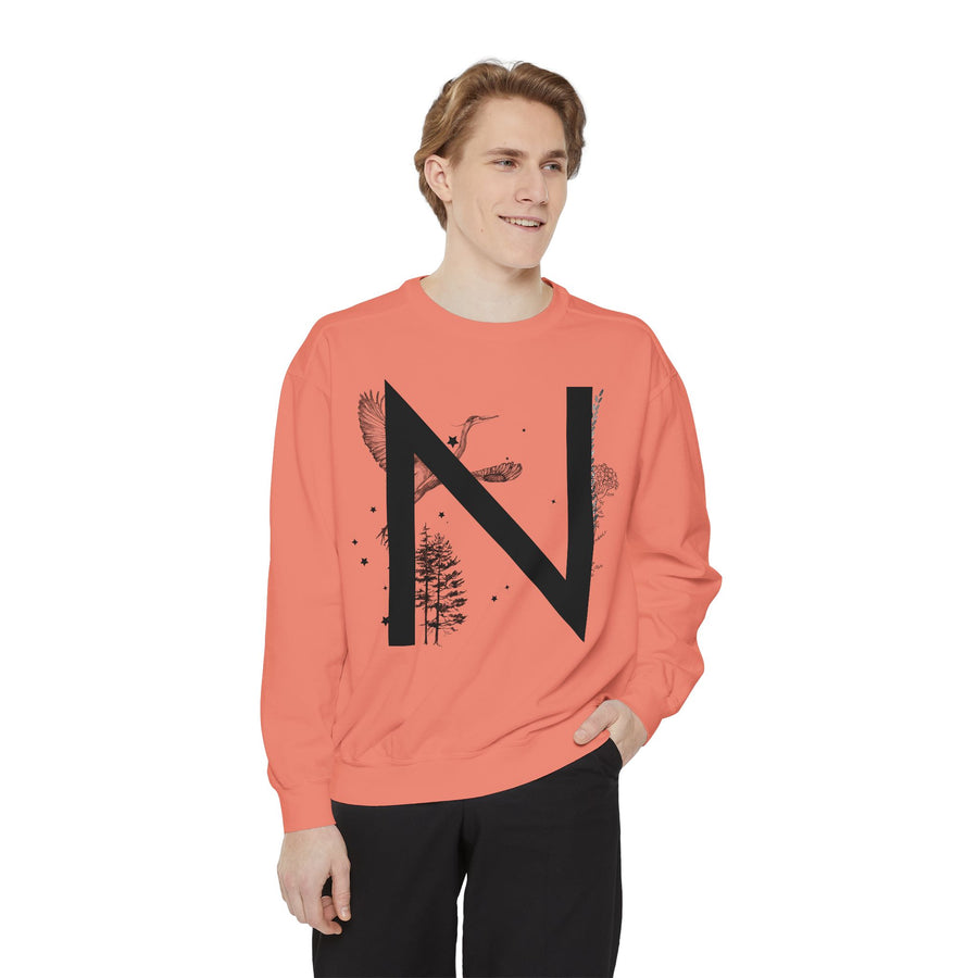 Personalized Nature-Inspired Sweatshirt with Letter N, Cozy Oversized Top for Outdoor Lovers, Gift for Friends, Casual Wear, Birthday Gift