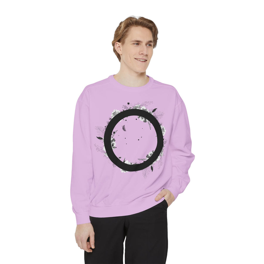 Minimalist Garment-Dyed Sweatshirt, Cozy Unisex Hoodie, Casual Streetwear, Perfect for Layering, Gift for Any Occasion, Relaxed Fit