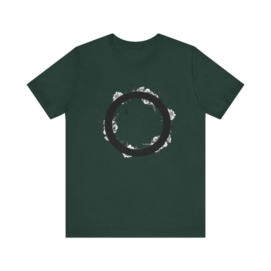 Nature-Inspired Minimalist Tee, Perfect for Nature Lovers, Casual Wear, Gift for Friends, Autumn Vibes
